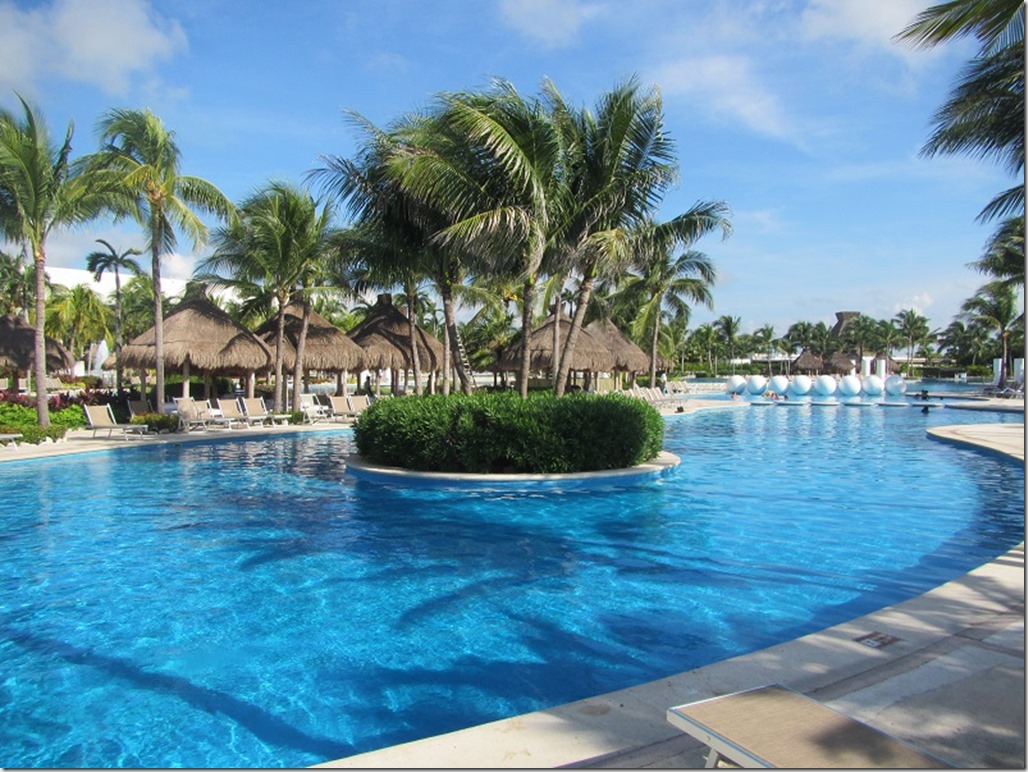 main_pool